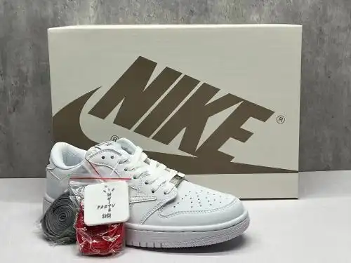 AJ1D full white reverse hook 36~47 with half code