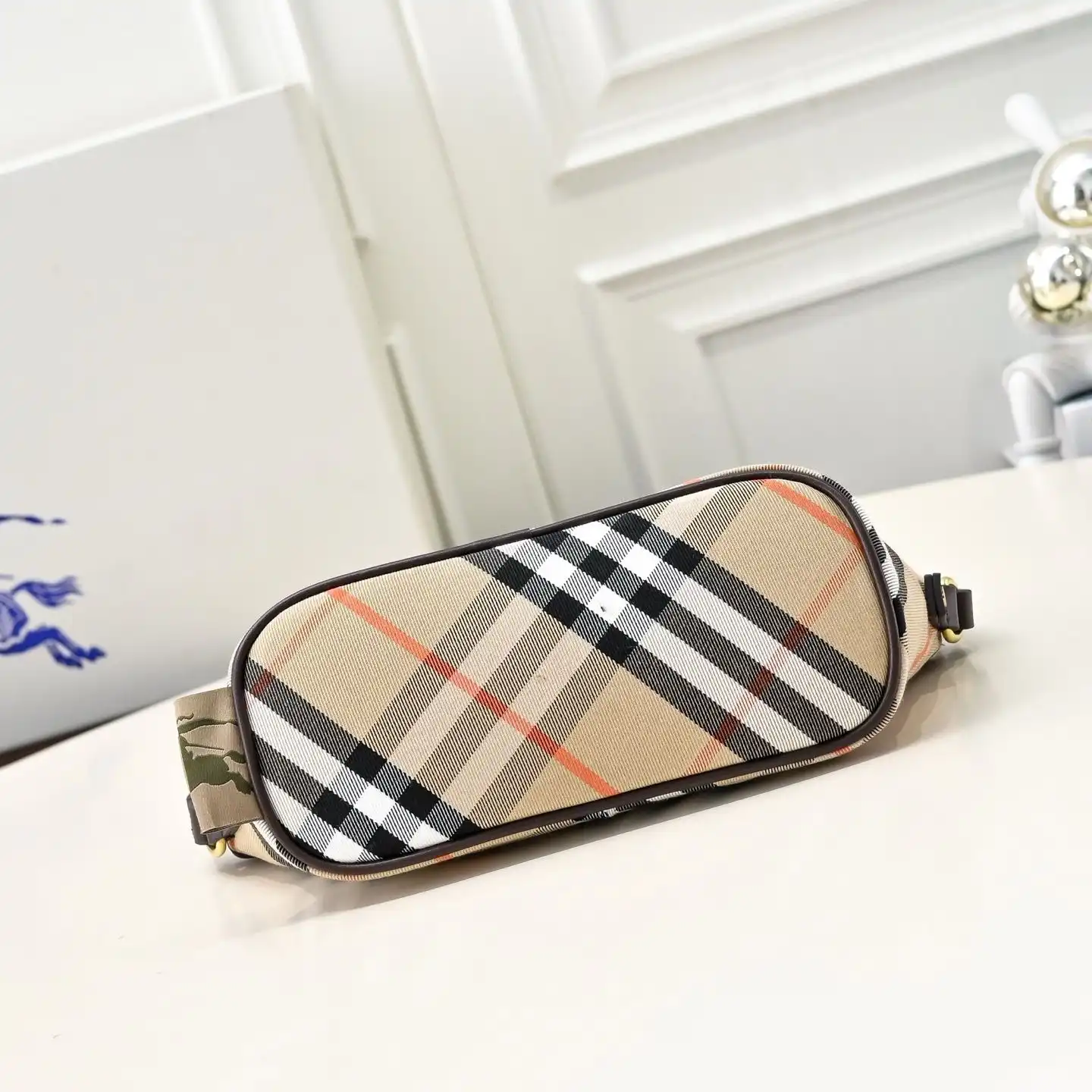 KK01650  (4).webp