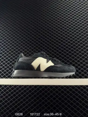 Company-level ✅New Balance MS327 retro casual sports jogging shoes. A new look created with a purer 