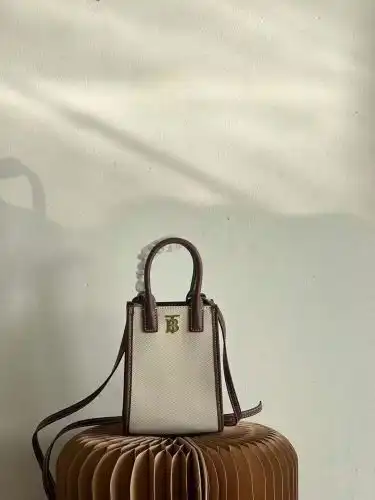 BURBERRY handbag Babaoli women's bag Babaoli crossbody bag uses imported original cowhide high-end q