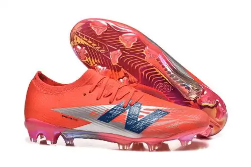 Arrival 39-45) New Balance Furon V8 Elite FG 39-45