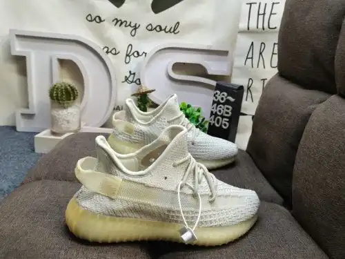 405D company-level real explosive series Adidas Yeezy 350 Boost V2 GY3438 First release exposed fore