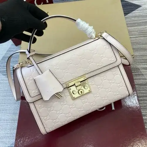 GUCCI handbag, Gu Chen women's bag, Gu Chen crossbody bag, uses imported top-grade original leather,