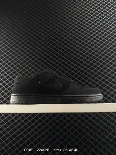 Nike SB Dunk Low SB Series Slam Dunk Series Retro Low Top Casual Sports Skateboard Shoes. Using soft