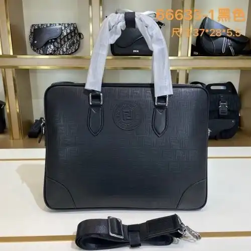 FENDI briefcase Fendi men's bag Fendi crossbody bag uses imported top-grade original leather High-en