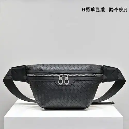 BV waist bag Baodie family men's bag Baodie family crossbody bag adopts imported top-grade original 