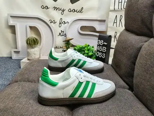 053DAdidas SAMBA OG The classic Originals original fur layer made in recent years, slender shoe last