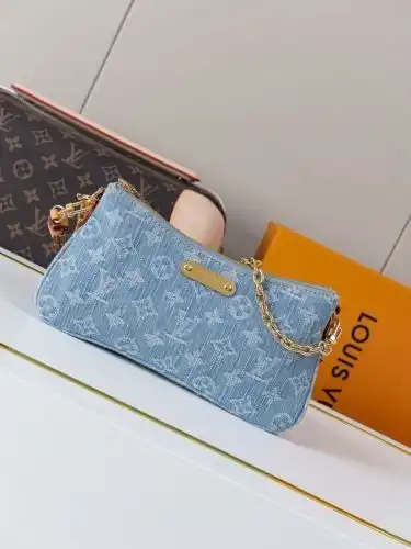 LV underarm bag Louis Vuitton women's bag Louis Vuitton crossbody bag uses imported top-grade origin
