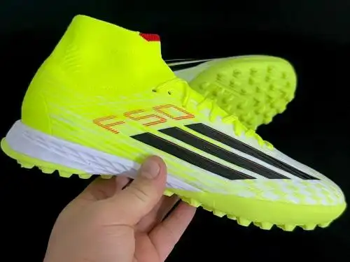 Arrival 39-45) Adidas F50+ TF SIZE: 39-45