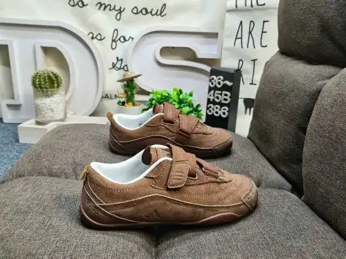 386DAdidas URBAN REVERIE KJ4034 Retro items Champion classic moral training shoe style, using simple