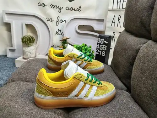 218DAdidasad Bunny Gazelle Indoor JS5051 uses a translucent fur combined environmentally friendly fi