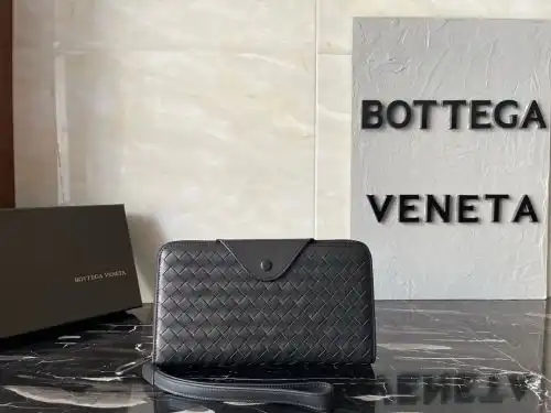 BV clutch bag Baodie family men's bag Baodie family crossbody bag uses imported original cowhide hig