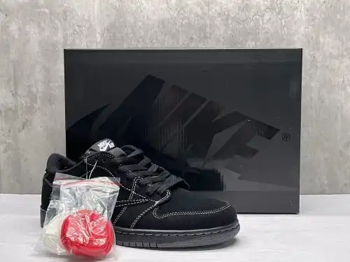 AJ1 low-top barb black warrior 36~47 with half a size