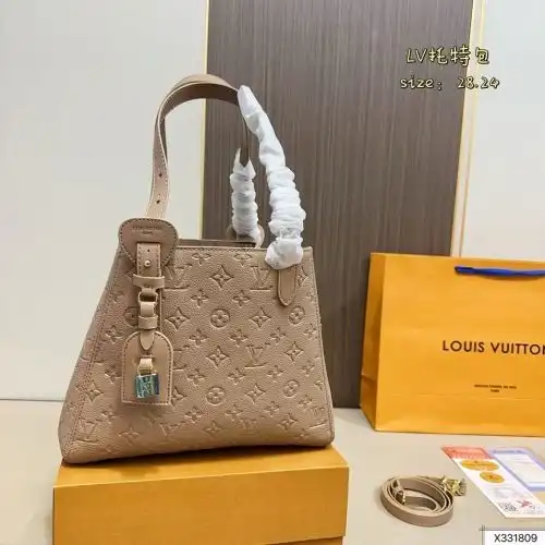 LV tote bag Louis Vuitton women's bag Louis Vuitton crossbody bag is imported original cowhide high-