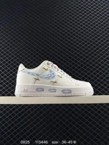 230 NIKE AIR FORCE 1'07 Original last cardboard Create a pure low-gross air force style Focus on for