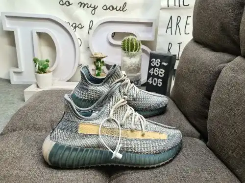 405D company-level real explosive series Adidas Yeezy 350 Boost V2 First release exposed foreign tra