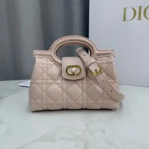 DIOR handbag Dio women's bag Dio crossbody bag uses imported top-grade original leather High-end dup