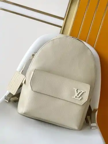 LV double shoulder bag Louis Vuitton men's bag Louis Vuitton crossbody bag uses imported top-grade o