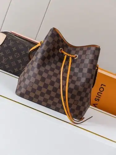 LV bucket bag Louis Vuitton women's bag Louis Vuitton crossbody bag uses imported top-grade original