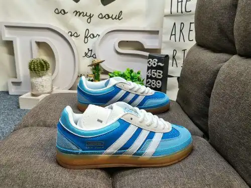 289DAdidasad Bunny Gazelle Indoor uses a translucent fur combination environmentally friendly fiber 