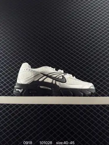 Nike Air Max Moto 2K versatile comfortable and wear-resistant low-top running shoes Silver green Off