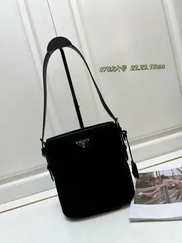 PRADA bucket bag Purada women's bag Purada crossbody bag using imported original cowhide high-end qu