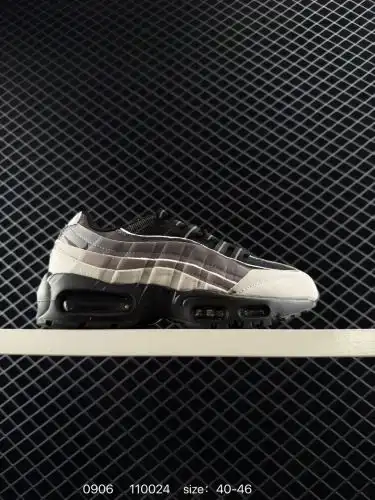 NIKE AIR MAX SP Nike air cushion retro jogging versatile shoes casual sneakers This pair of shoes us