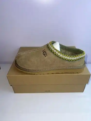 ugg50