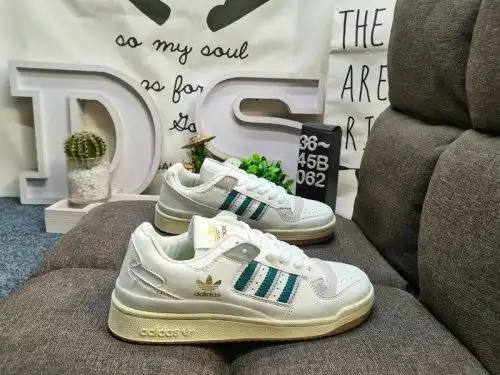062D Adidas ORIGINALS Forum CL IF7220 Low-top versatile trendy casual sports shoes. Based on the app
