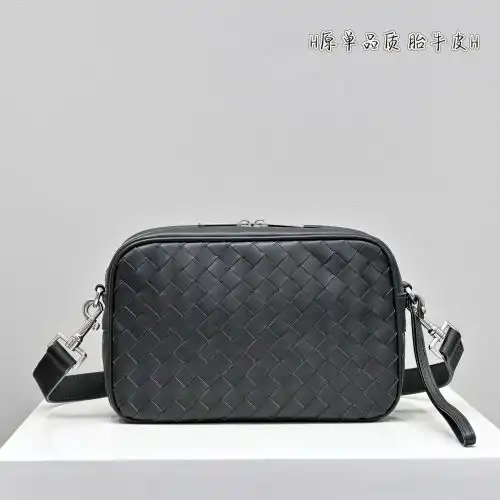 BV email bag Baodie family men's bag Baodie family crossbody bag adopts imported top-grade original 