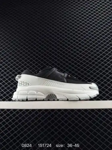 Nike Zoom Vomero Roam Marathon retro running five-generation casual sports jogging shoes are made of