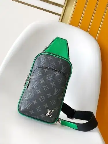 LV chest bag Louis Vuitton men's bag Louis Vuitton crossbody bag uses imported top-grade original le