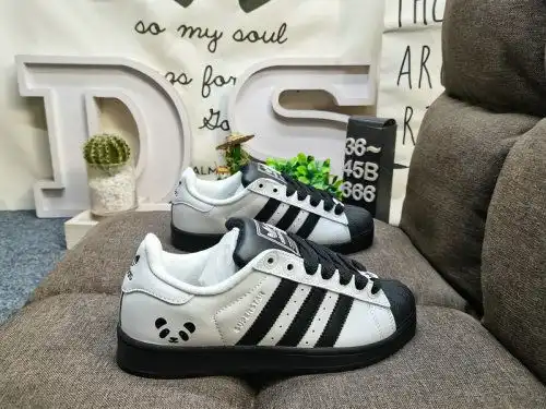 666D Adidas Clover Originals Superstar Shell Head Classic versatile casual sports shoes High-density