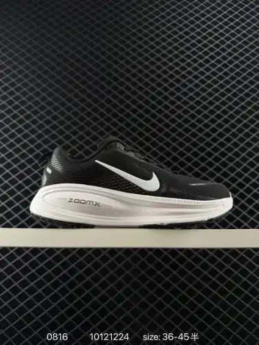 ✅NK Air Zoom Vomero 18 Lightweight and comfortable road running shoes HM63-001 Soft texture, elastic