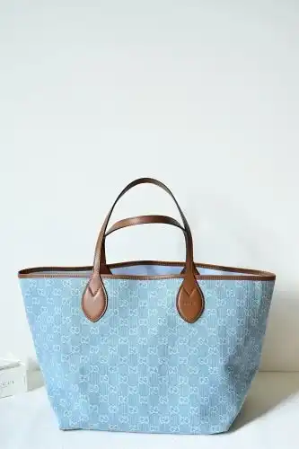 GUCCI tote bag, Gu Chen women's bag, Gu Chen crossbody bag, uses imported top-grade original leather