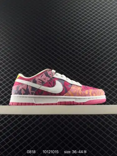 Nike NK Dunk Low Retro DIY low-top casual sports shoes Original head layer material The materials ar