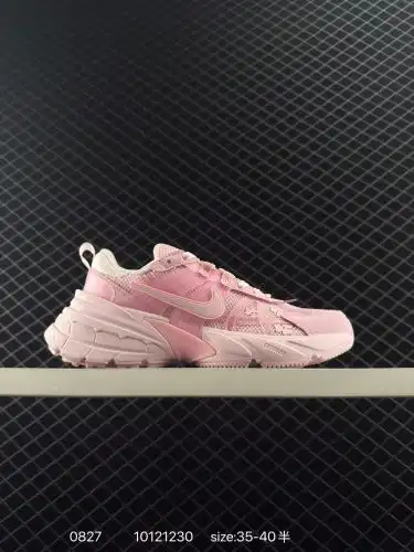 Nike V2K Runtekk shock-absorbing and anti-slip low top retro dad shoes running shoes The shoe is nam