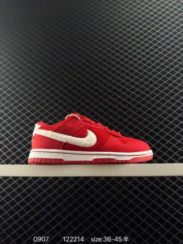 Nike SB Zoom Dunk Low Shoes Series classic and versatile casual sports shoes thickened tongue fillin