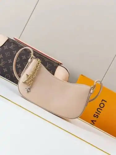 LV underarm bag Louis Vuitton women's bag Louis Vuitton crossbody bag uses imported top-grade origin