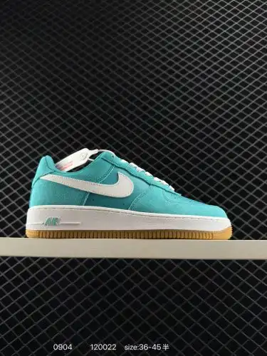 Nike Air Force 1 ’07 Air Force One low-top versatile casual sports shoes. Soft, elastic cushioning a