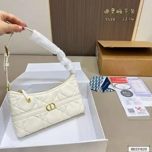 DIOR underarm bag Dior women's bag Dior crossbody bag uses imported original cowhide high-end qualit