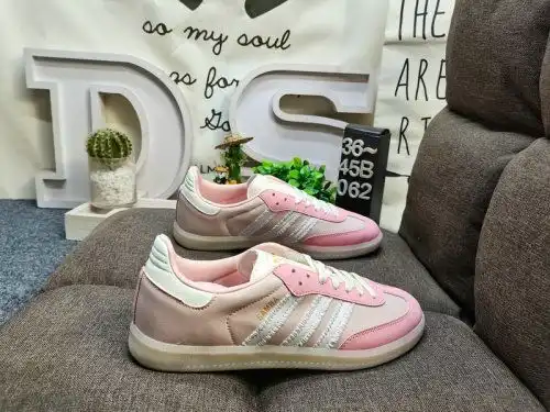 062DAdidas WB PONY TONAL SAMBA JR8830 The classic Originals original fur layer made in recent years,