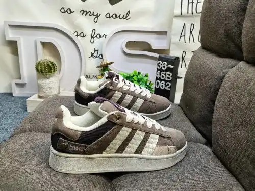 062DAdidas Campus 00s Tokyo hip-hop cultural elements, creating TOKYO ENERGY Academy series Bread st