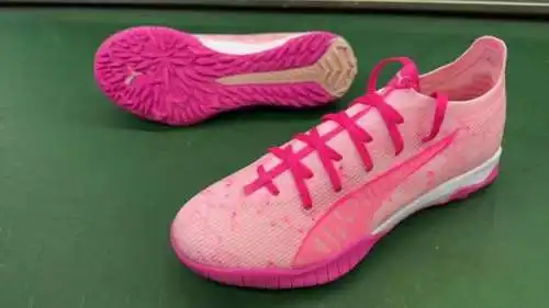 Arrival 39-45) Puma FUTURE 8 ULTIMATE FG 39-45