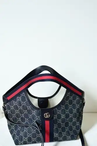 GUCCI tote bag, Gu Chen women's bag, Gu Chen crossbody bag, uses imported top-grade original leather