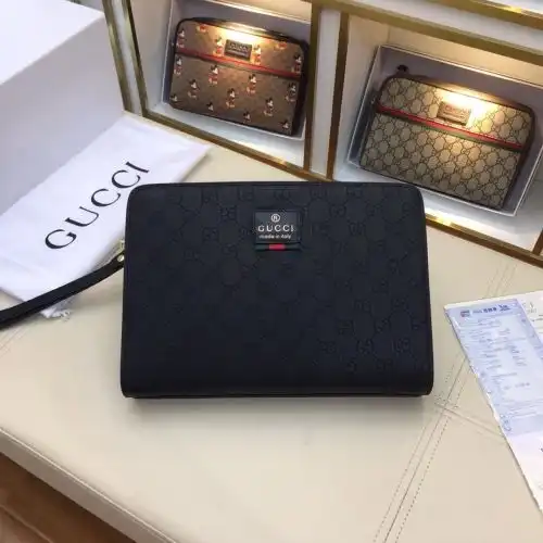GUCCI clutch bag Guqi men's bag Guqi crossbody bag uses imported original cowhide high-end quality D