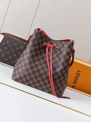 LV bucket bag Louis Vuitton women's bag Louis Vuitton crossbody bag uses imported top-grade original