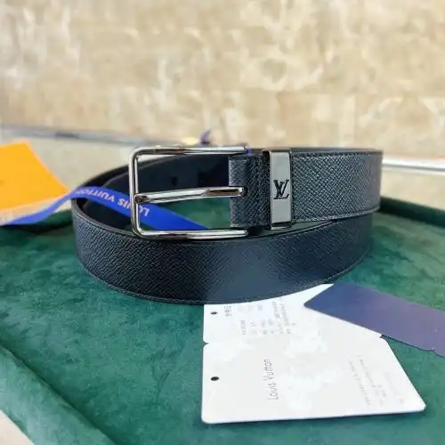 Louis vuitton leather belt wholesale 2025 special cabinet synchronization LV Louis Vuitton boy leath