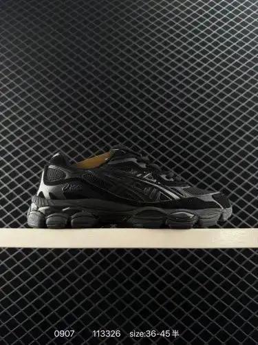 ASICS GEL-NYC Breathable mesh upper with partial synthetic leather material, made of new AHAR+ rubbe