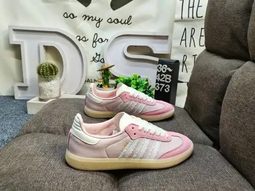 373DAdidas SAMBA OG JR8830 The classic Originals original fur layer made from recent classics, slend
